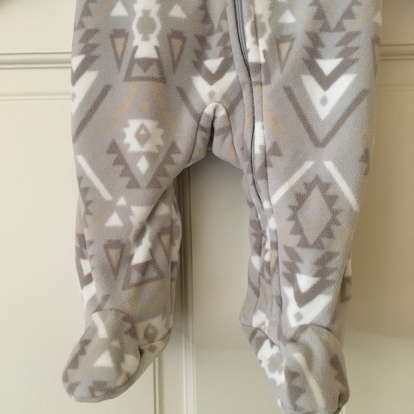 Carters (3M) Infant One piece Baby Footie Outerwear Hooded Fleece Foldover Mitts - Picture 5 of 8